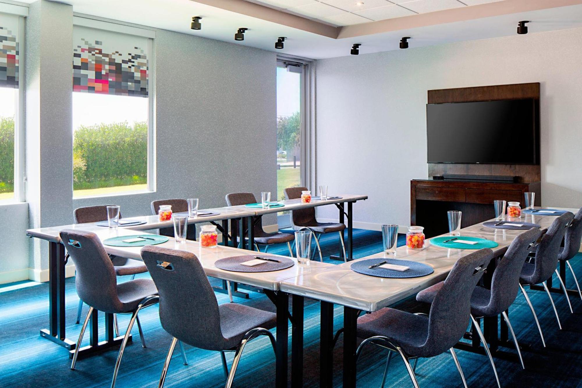 Aloft San Antonio Airport Hotel Екстериор снимка